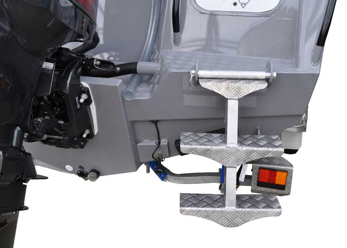 Dive Ladder Stacer Boat